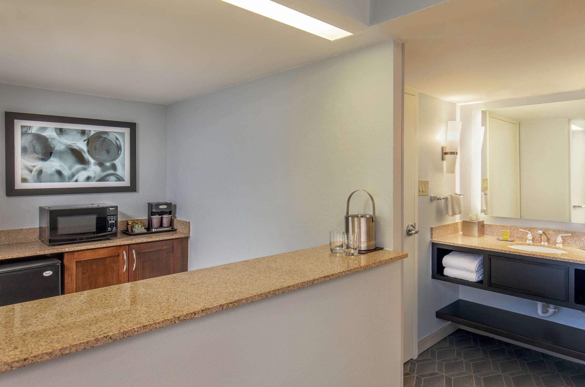 Hotel Doubletree By Hilton Columbia Exterior foto